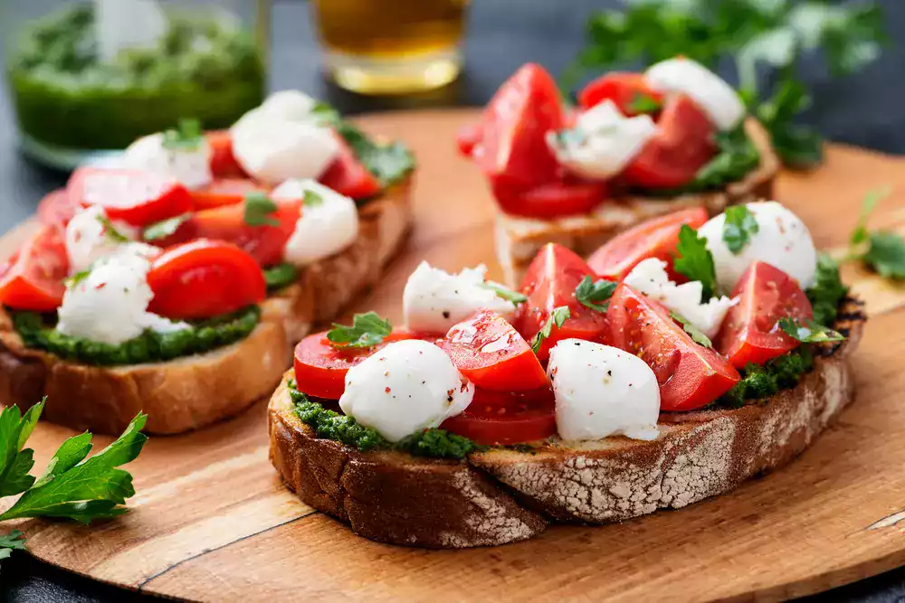 Bruschetta aux Tomates et Mozzarella